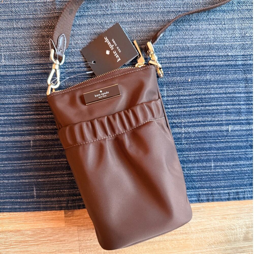 Kate Spade Carter Crossbody Bag Brown Hot Fudge Nylon Phone Travel Bag NWT Gold - Picture 3 of 8